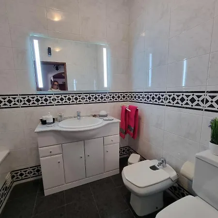 Praia Da Dona Ana Apartment