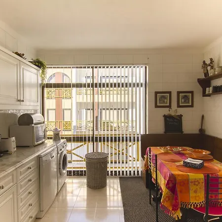 Apartment Praia Da Dona Ana Lagos